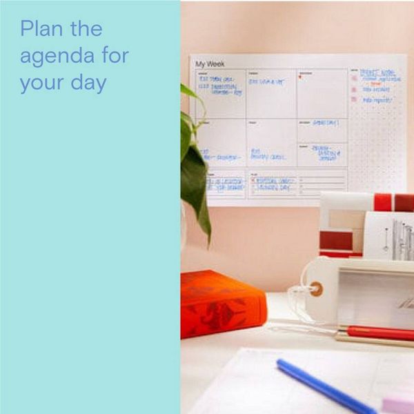 Noted by Post-it Weekly Calendar, White with pre-printed days: Office Supplies, 7.5x10 Inches, Uncoated Paper